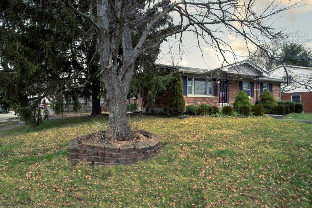 643 Worcester Road Lexington, KY 40503 - Photo 2 of 20 643 Worcester 2 (Large)