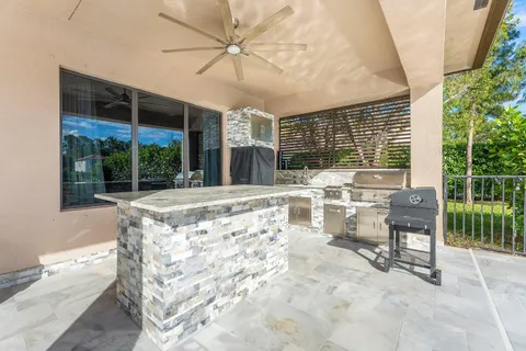 $1,450,000 | 8060 Woodslanding Trail, West Palm Beach, FL 33411