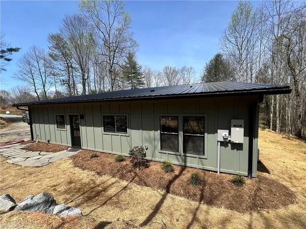 $369,000 | 3270 Fries Road, Galax, VA 24333