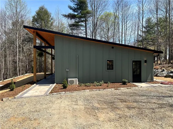 $369,000 | 3270 Fries Road, Galax, VA 24333