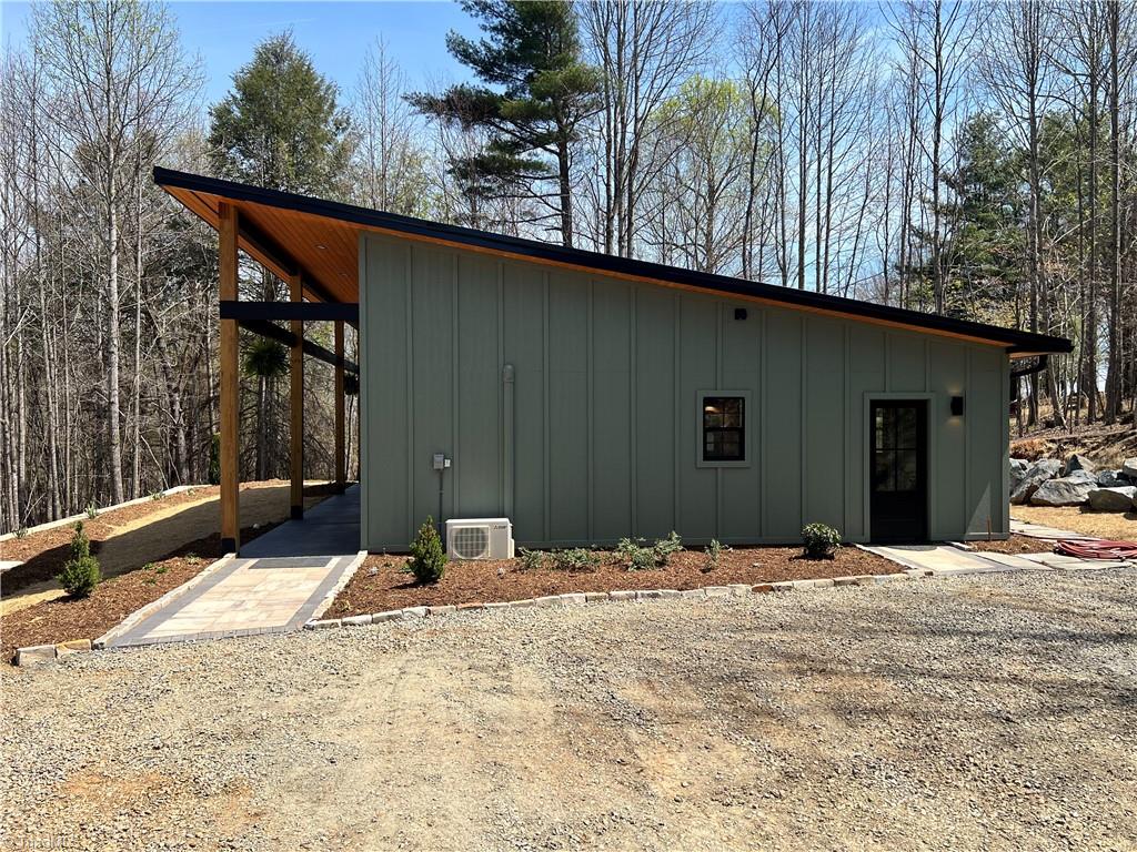 3270 Fries Road Galax, VA 24333 - Photo 4 of 36