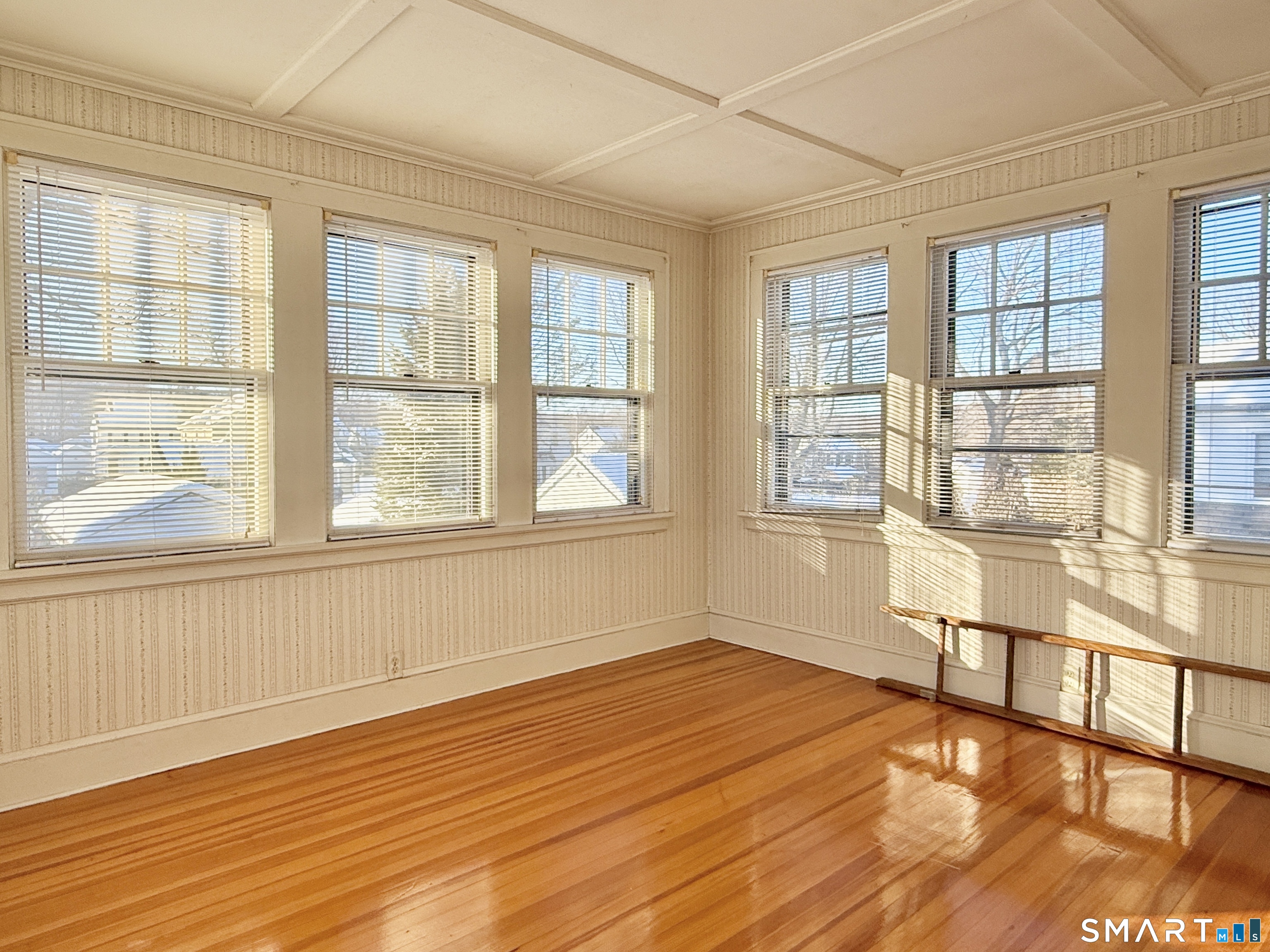 82 Coniston Avenue Waterbury, CT 06708 - Photo 25 of 40