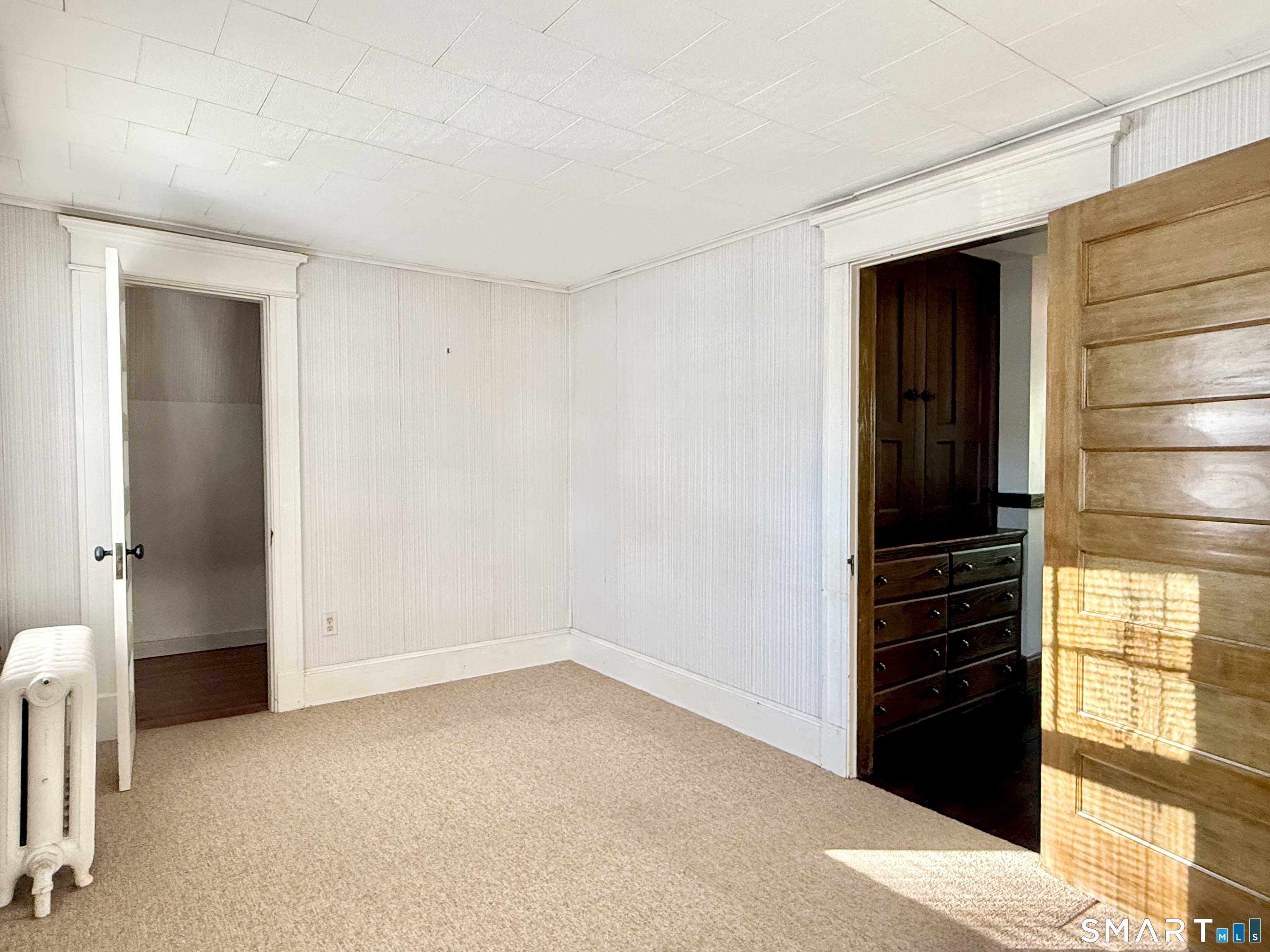 82 Coniston Avenue Waterbury, CT 06708 - Photo 32 of 40