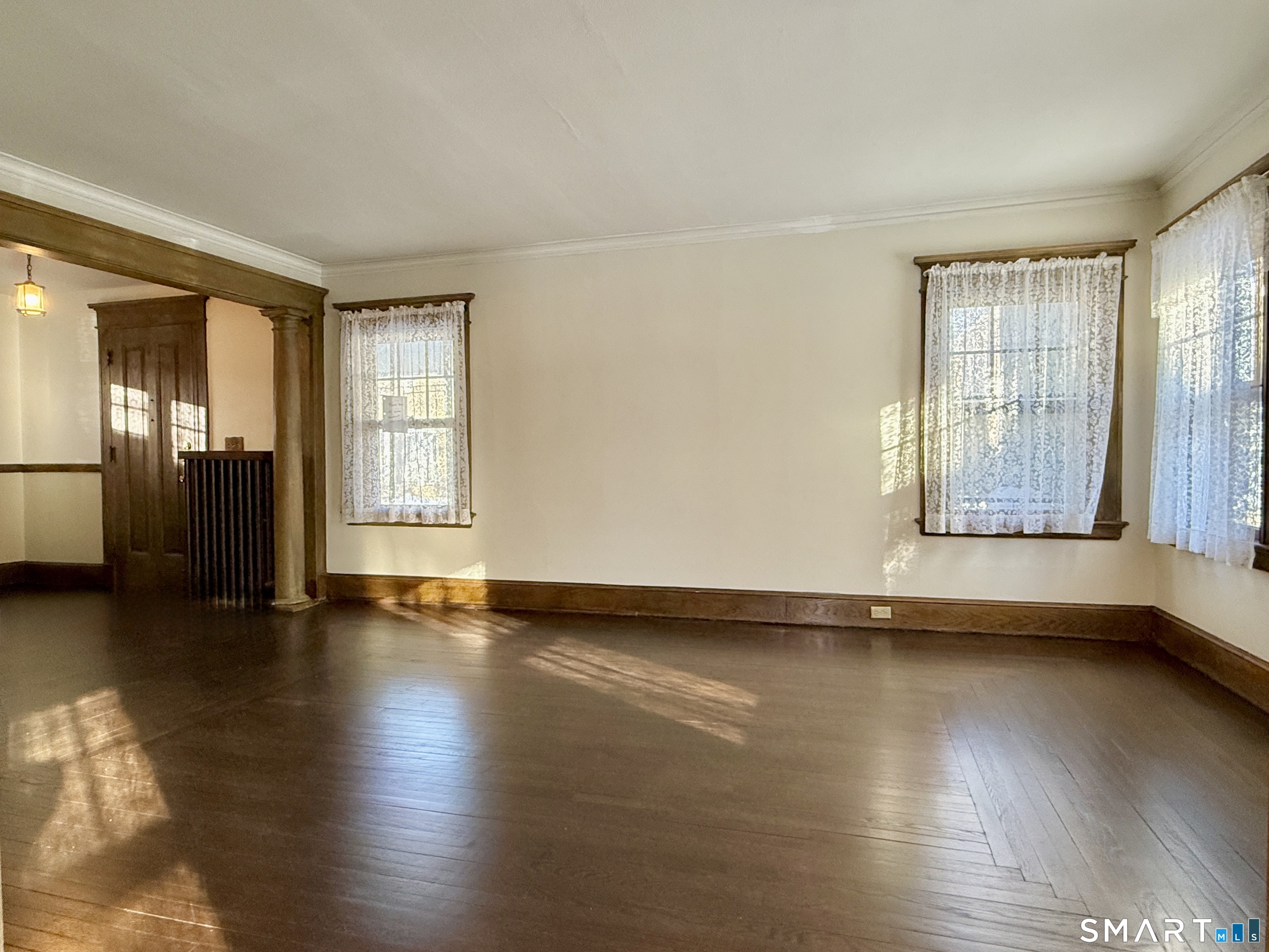 82 Coniston Avenue Waterbury, CT 06708 - Photo 7 of 40