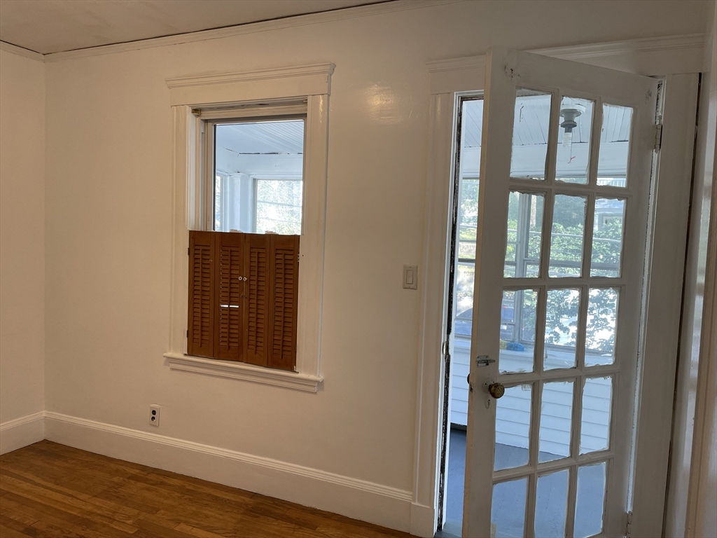 38 Hemlock Street, Unit 2 Arlington, MA 02474 - Photo 12 of 23