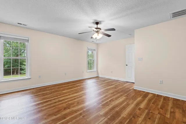 $2,300 | 210 Egret Point Drive, Sneads Ferry, NC 28460