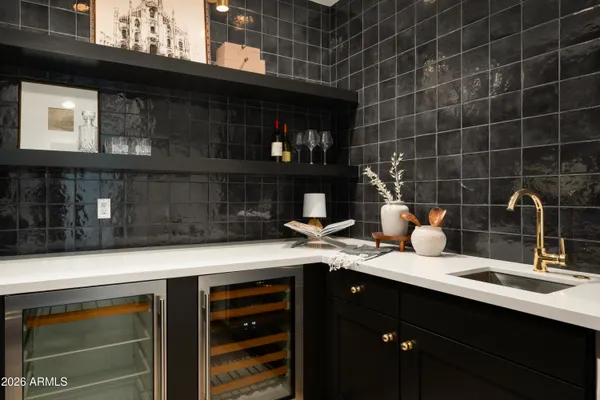 $2,300,000 | 3912 East Crittenden Lane, Phoenix, AZ 85018