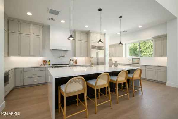 $2,300,000 | 3912 East Crittenden Lane, Phoenix, AZ 85018