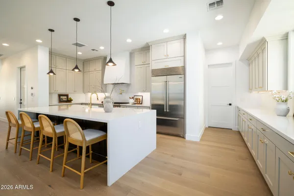 $2,300,000 | 3912 East Crittenden Lane, Phoenix, AZ 85018