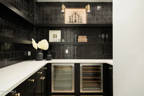 $2,300,000 | 3912 East Crittenden Lane, Phoenix, AZ 85018