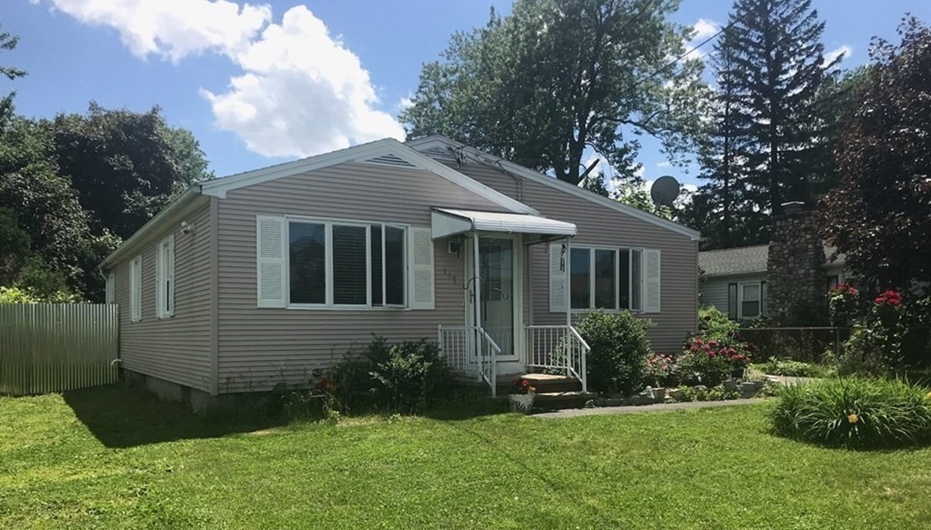 117 Harding Street Chicopee, MA 01013 - Photo 2 of 42 Gallery Image 2