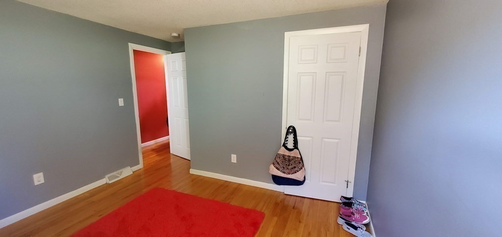 117 Harding Street Chicopee, MA 01013 - Photo 24 of 42 Gallery Image 24