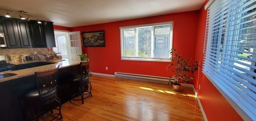 117 Harding Street Chicopee, MA 01013 - Photo 8 of 42 Gallery Image 8