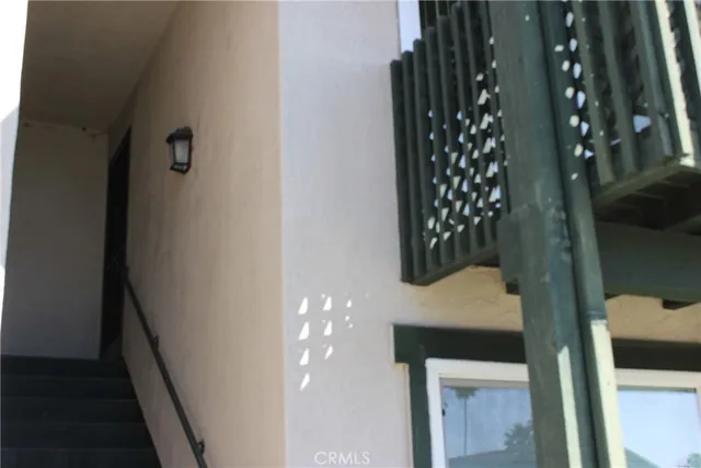 a view of a small cabin