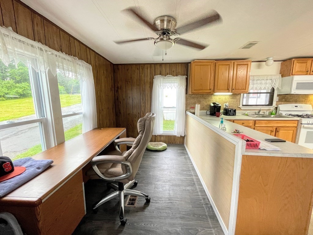 83 Clark Road, Unit 26 Shirley, MA 01464 - Photo 4 of 13