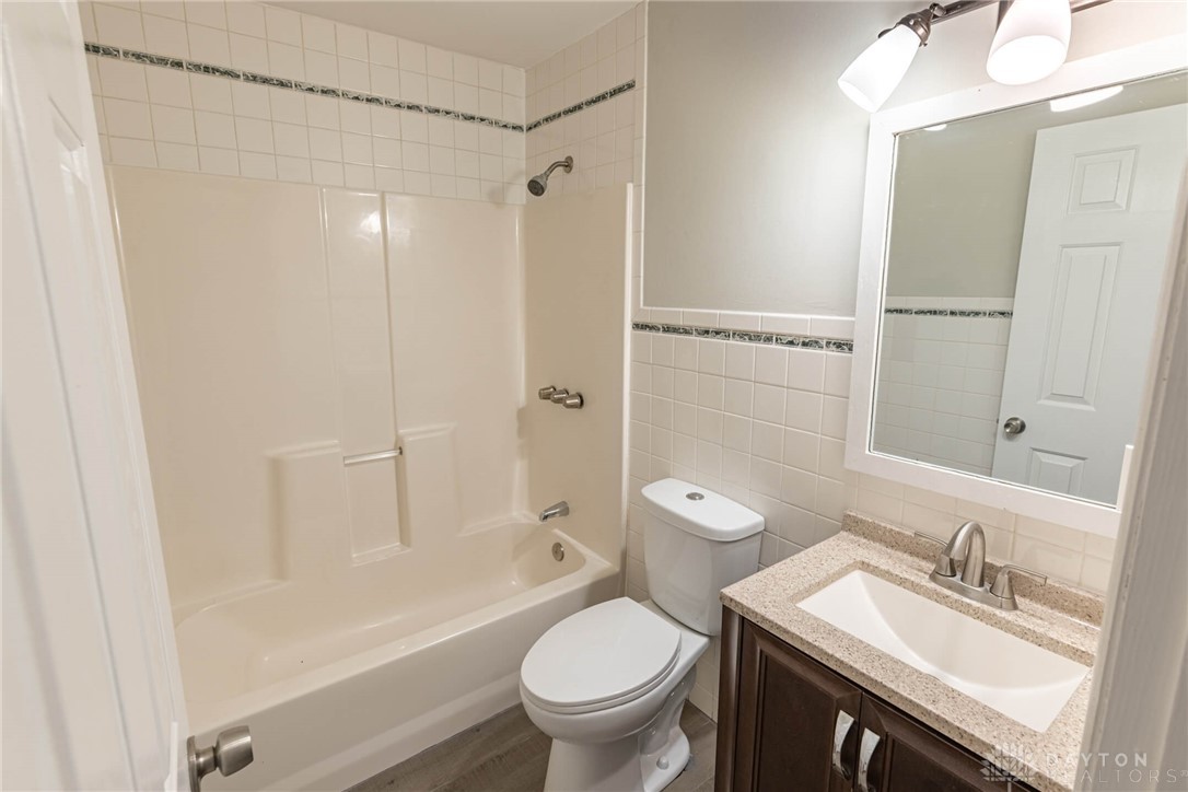 4817 Fisher Road Franklin, OH 45005 - Photo 21 of 34 Gallery Image 21