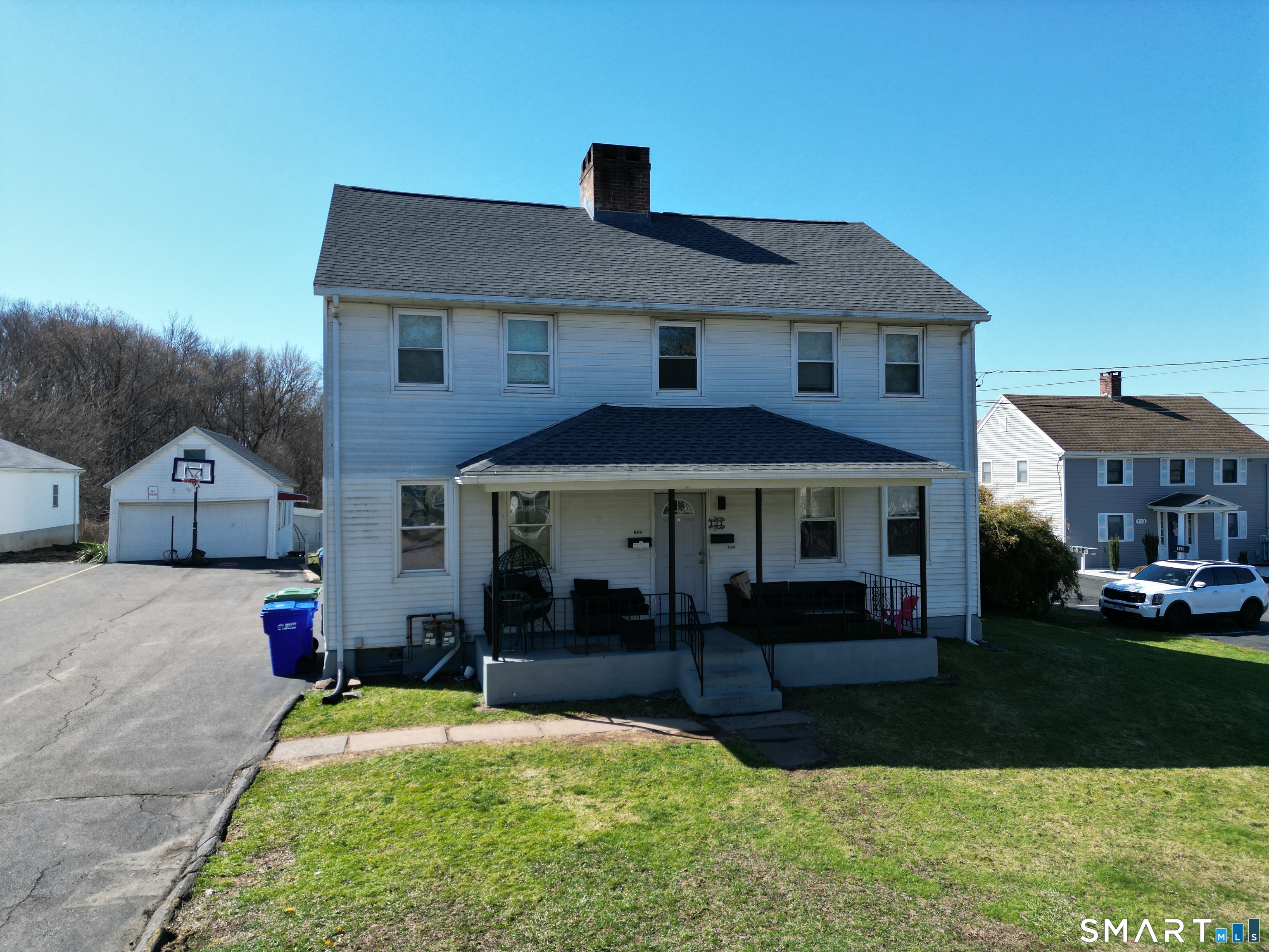 121 Saybrook Road Middletown, CT 06457 - Photo 2 of 21