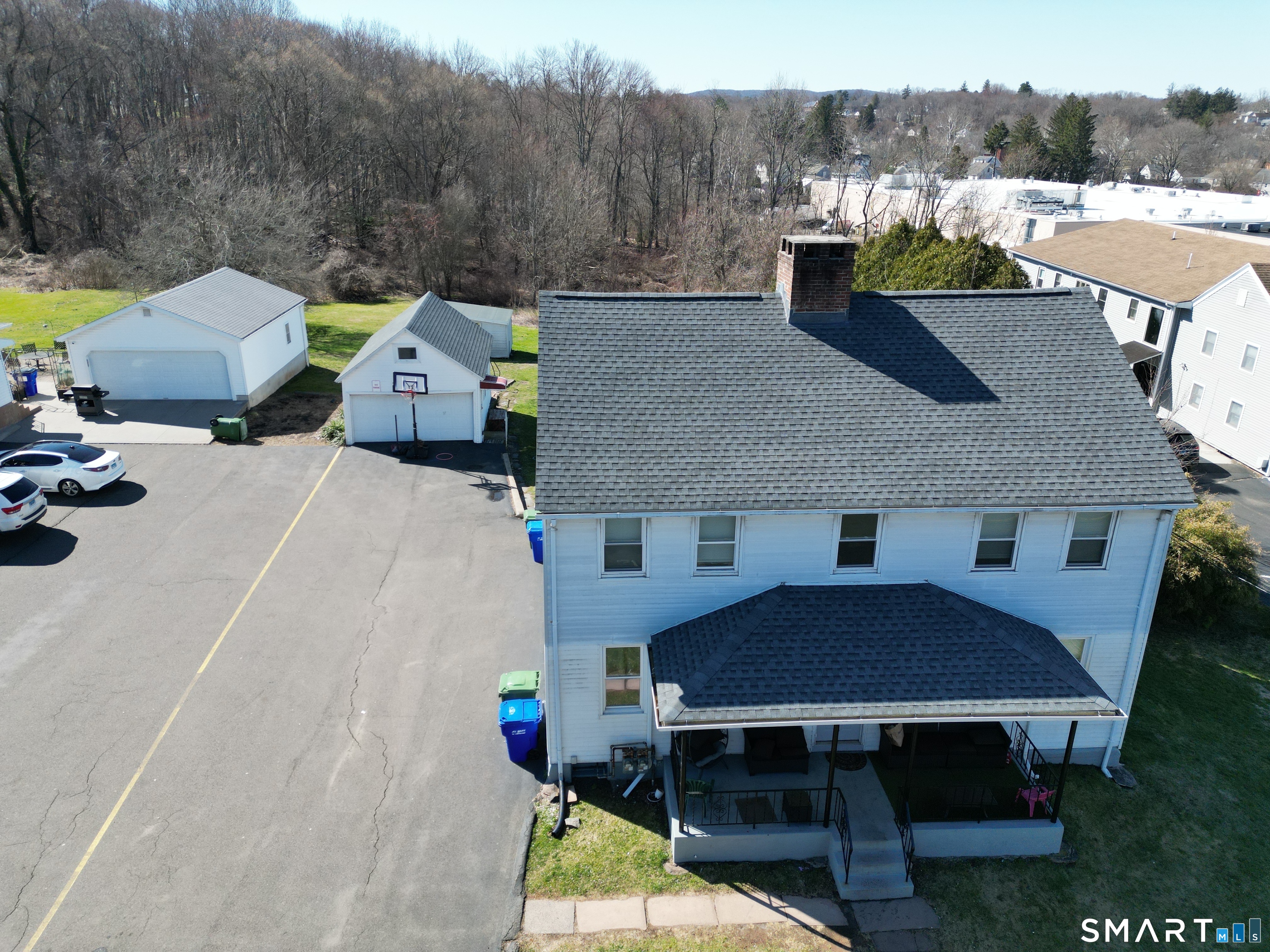 121 Saybrook Road Middletown, CT 06457 - Photo 3 of 21