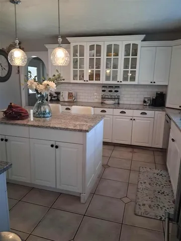 $1,850,000 | 5191 Southwest 109th Avenue, Davie, FL 33328