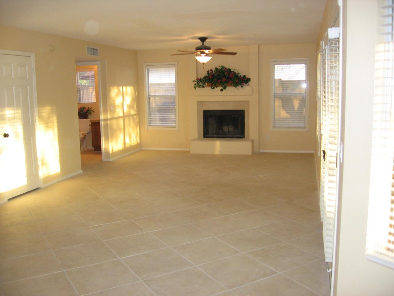 2560 North Lindsay Road, Unit 17 Mesa, AZ 85213 - Photo 6 of 19 Spacious Family Room