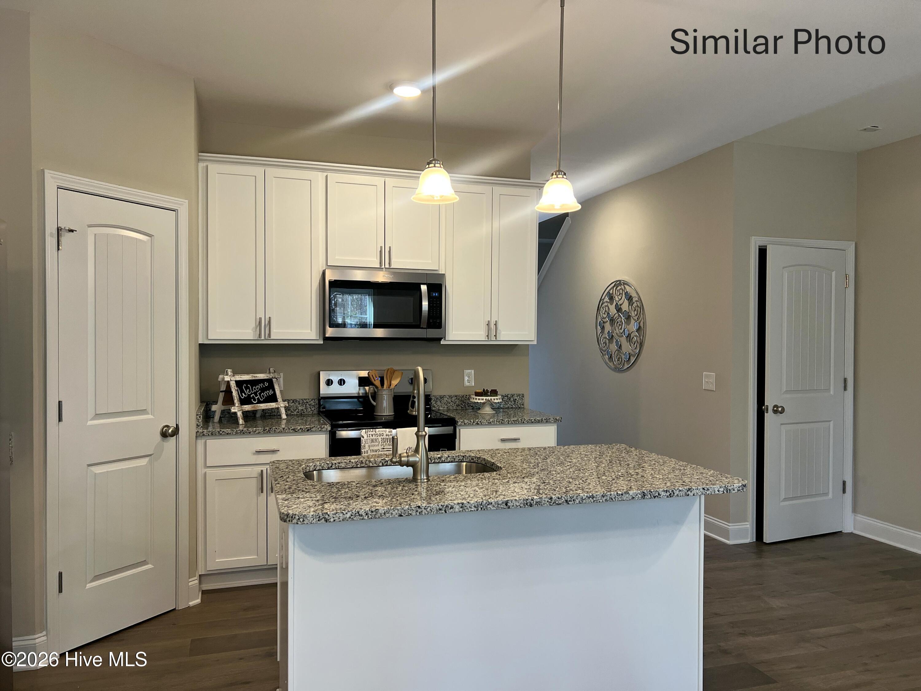 211 Holly Sands Loop Holly Ridge, NC 28445 - Photo 3 of 38 Kitchen