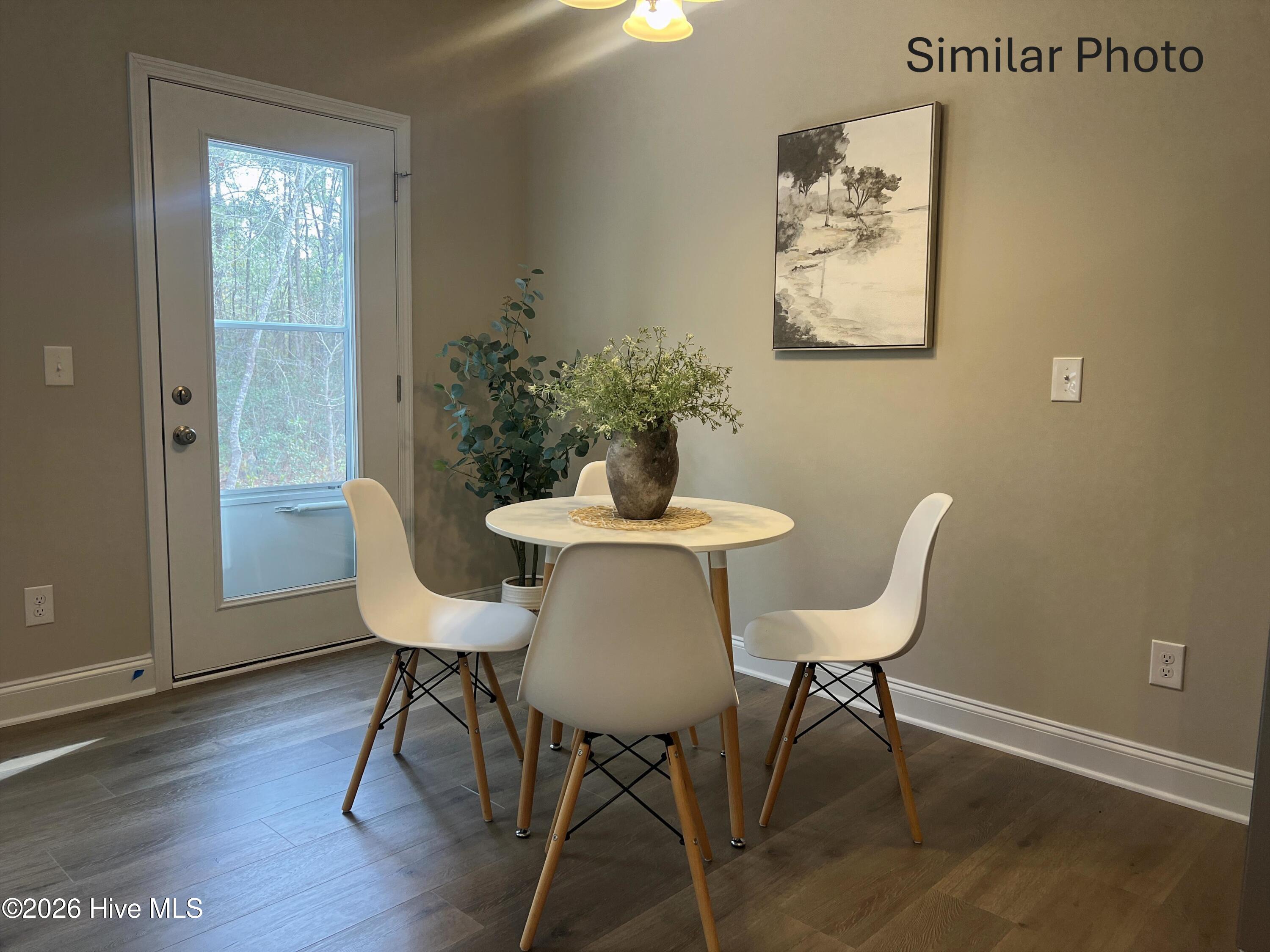 211 Holly Sands Loop Holly Ridge, NC 28445 - Photo 6 of 38 Eating Area