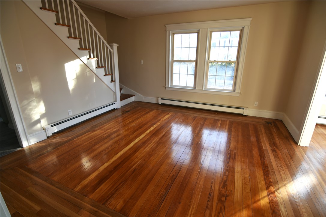 132 Division Street Woonsocket, RI 02895 - Photo 5 of 20 DINNING ROOM