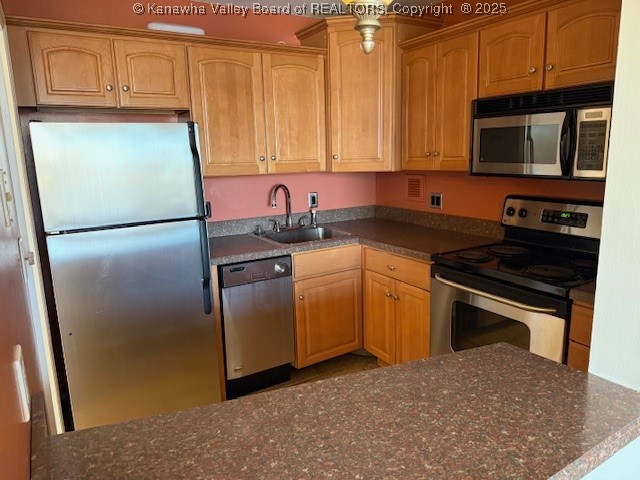1800 Roundhill Road, Unit 1007 Charleston, WV 25314 - Photo 6 of 17 Gallery Image 6