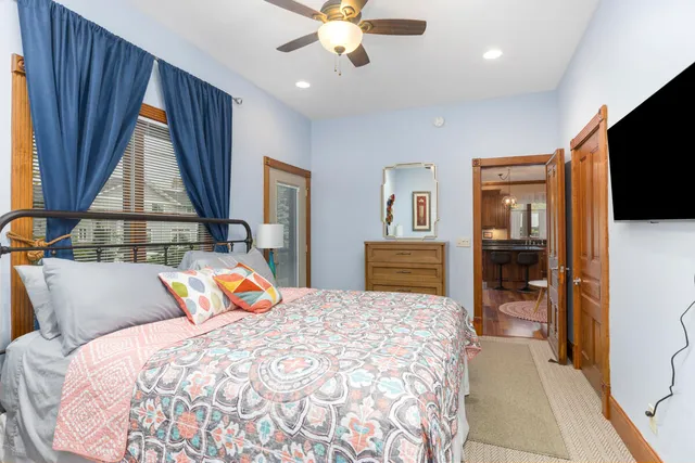 $330,000 | 11 East Chestnut Street, Unit 1, Douglas, MI 49406