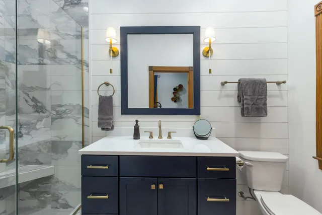 $330,000 | 11 East Chestnut Street, Unit 1, Douglas, MI 49406