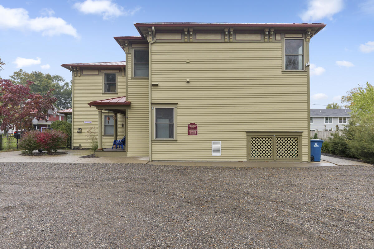 11 East Chestnut Street, Unit 1 Douglas, MI 49406 - Photo 28 of 35 IMG_1027