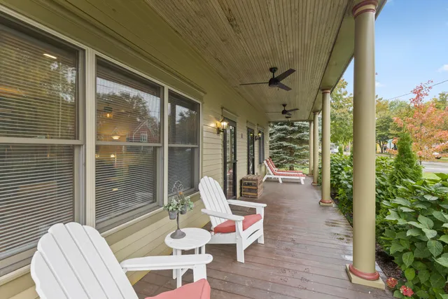 $330,000 | 11 East Chestnut Street, Unit 1, Douglas, MI 49406