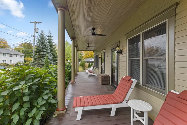 $330,000 | 11 East Chestnut Street, Unit 1, Douglas, MI 49406