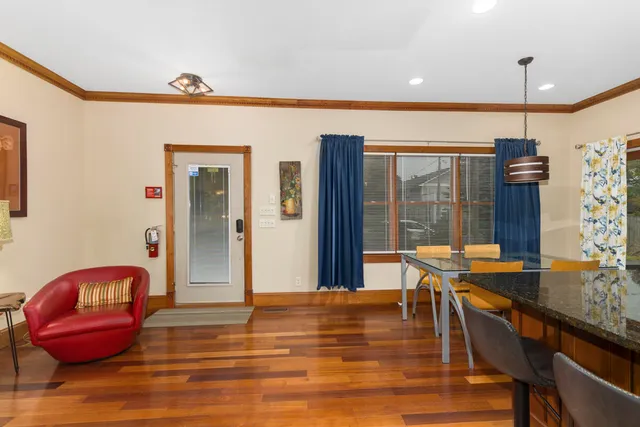 $330,000 | 11 East Chestnut Street, Unit 1, Douglas, MI 49406