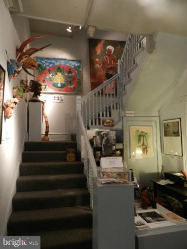 2112 R Street Northwest Washington, DC 20008 - Photo 6 of 10 Interior (General)