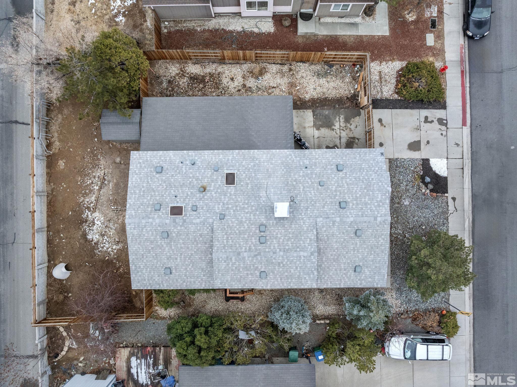 1327 Lynx Street Reno, NV 89506 - Photo 38 of 38 an aerial view of a house with a yard