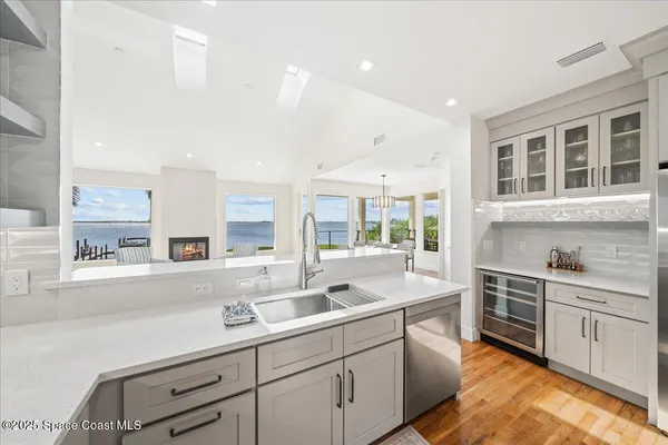 $5,000,000 | 182 Bayshore Drive, Melbourne Beach, FL 32951