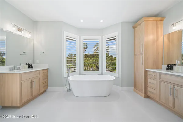 $5,000,000 | 182 Bayshore Drive, Melbourne Beach, FL 32951