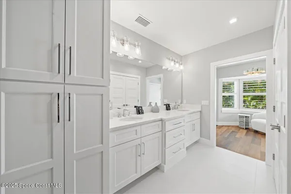 $5,000,000 | 182 Bayshore Drive, Melbourne Beach, FL 32951