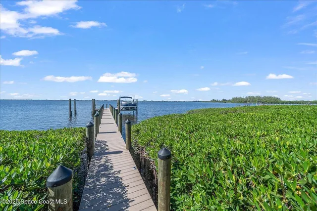 $5,200,000 | 182 Bayshore Drive, Melbourne Beach, FL 32951