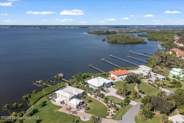 $5,000,000 | 182 Bayshore Drive, Melbourne Beach, FL 32951
