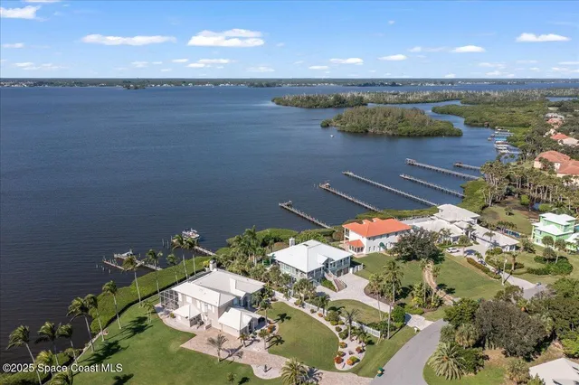 $5,200,000 | 182 Bayshore Drive, Melbourne Beach, FL 32951