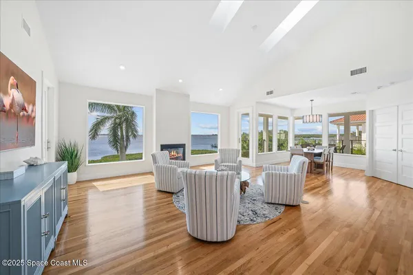 $5,000,000 | 182 Bayshore Drive, Melbourne Beach, FL 32951