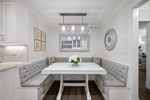$1,375,000 | 1335 North Astor Street, Unit 11C, Chicago, IL 60610