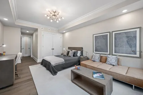 $1,375,000 | 1335 North Astor Street, Unit 11C, Chicago, IL 60610