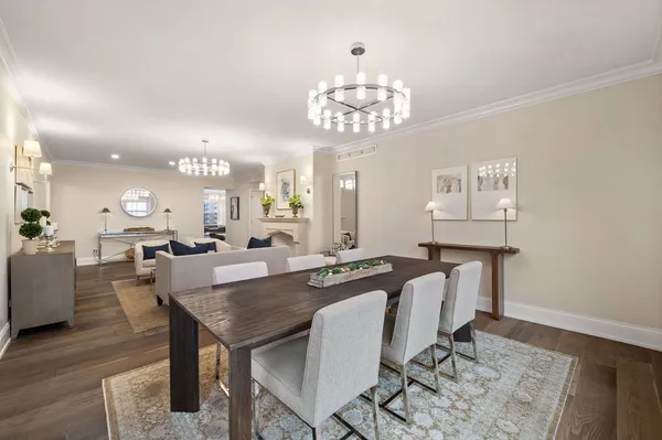 $1,375,000 | 1335 North Astor Street, Unit 11C, Chicago, IL 60610