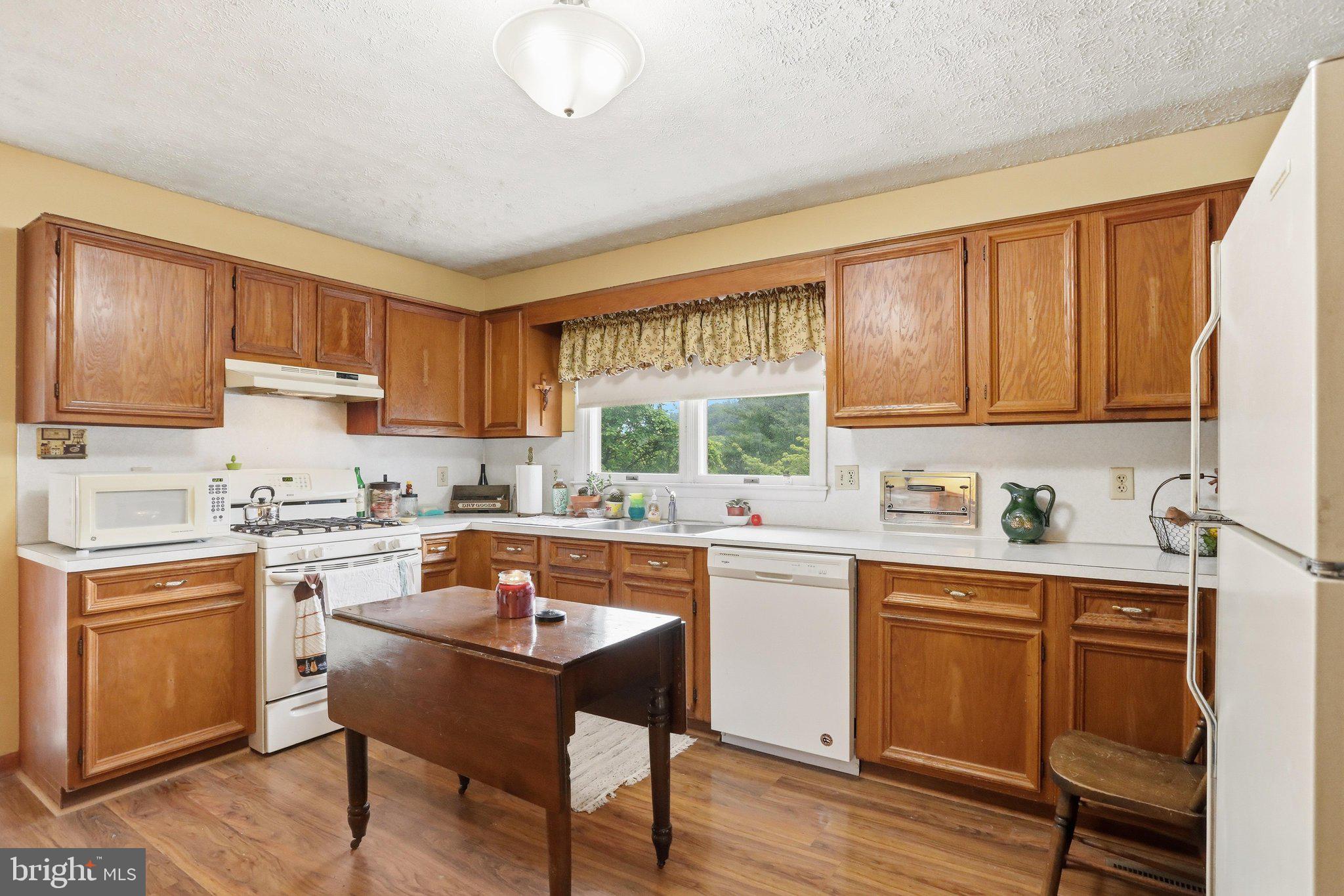 3704 Cedar Creek Road Star Tannery, VA 22654 - Photo 20 of 46