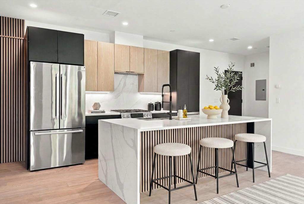 22 High Street, Unit 103 Boston, MA 02122 - Photo 2 of 28