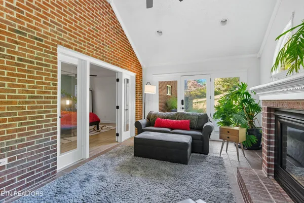 $800,000 | 1806 Paul Drive, Jefferson City, TN 37760