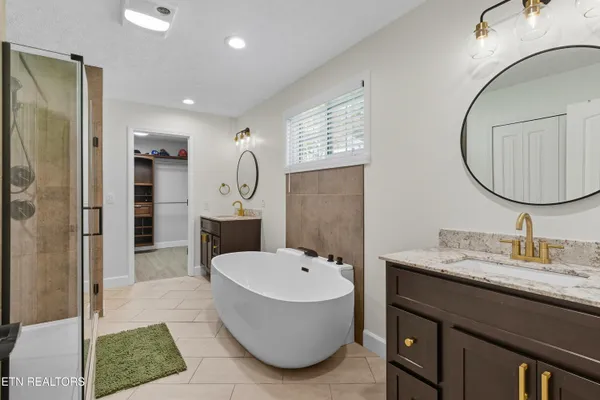 $800,000 | 1806 Paul Drive, Jefferson City, TN 37760
